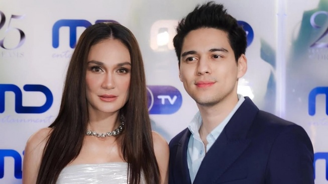 Souvenir Acara Siraman Luna Maya dan Maxime Bouttier Akhirnya Terungkap, Apa Isinya?