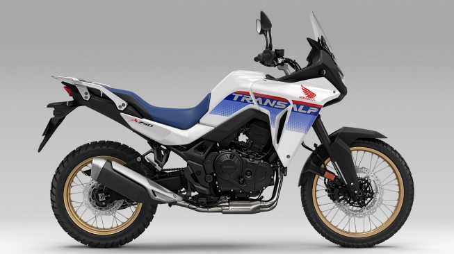 Motor New XL750 Transalp Tricolor. [Honda]