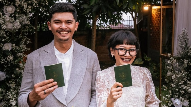 Bukan Tunangan, Aci Resti Resmi Menikah dengan Shadu Rasjidi