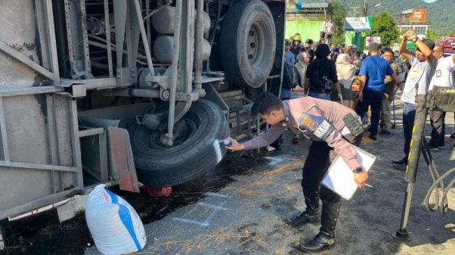 Bus ALS Terguling di Padang Panjang Tak Berizin, Total Korban 34 Orang dan 12 Tewas!
