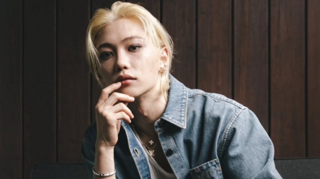 4 Inspirasi OOTD Edgy Look ala Felix STRAY KIDS yang Mudah untuk Disontek