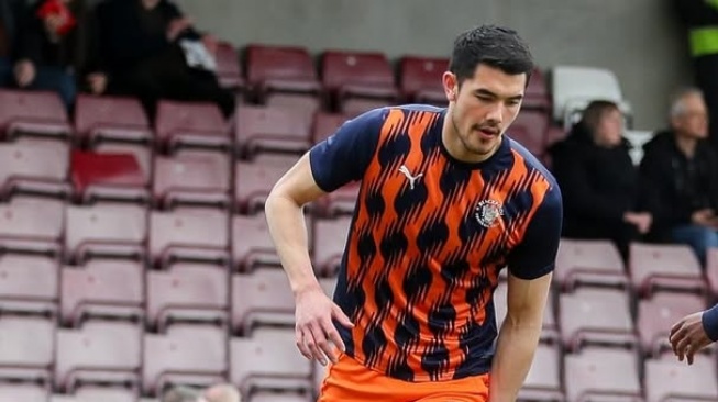Elkan Baggott dapat pujian selangit dari pelatih Blackpool FC. (Instagram/@elkanbaggott)