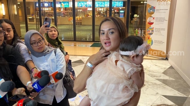 Tengku Dewi Putri di kawasan Thamrin, Jakarta, Rabu, 7 Mei 2025. [Suara.com/Tiara Rosana]