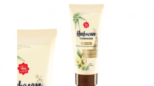 Rangkaian produk Viva untuk atasi rambut rontok. [vivacomestics,com]