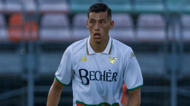Terhadang Deretan Tim Favorit, Jay Idzes Temui Jalan Terjal untuk Selamatkan Venezia