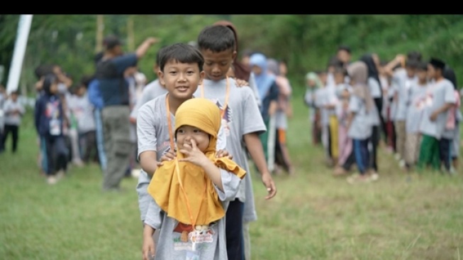 Camping Bukan Sekadar Liburan: 5 Manfaat Tersembunyi untuk Tumbuh Kembang Anak