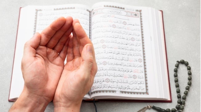 7 Doa Bebas Hutang Ini Bisa Kamu Amalkan Setiap Hari, Bikin Rezeki Makin Lancar