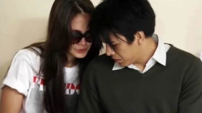 Luna Maya Dinikahi Maxime Bouttier, Ariel Noah Banjir Sindiran