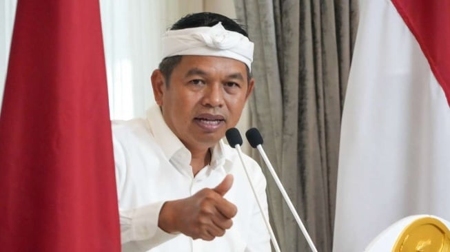 Saat Dedi Mulyadi Jadi Sosok Baru Untuk 'Mendisiplinkan' Anak, Mengapa Dikritik Pakar?