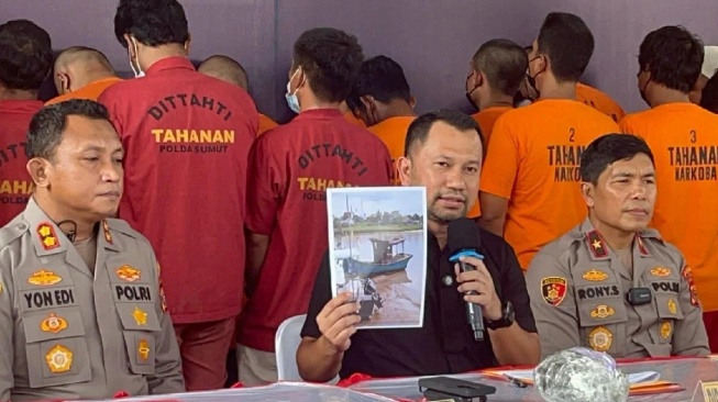 Polda Sumut Bongkar Jaringan 2.000 Liquid Vape Berbahaya, Satu Kapal Disergap di Perairan Labura!