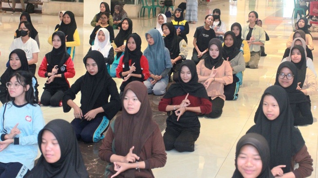 Pelatihan sepekan menari bersama sanggar Dinda Bastari 2025