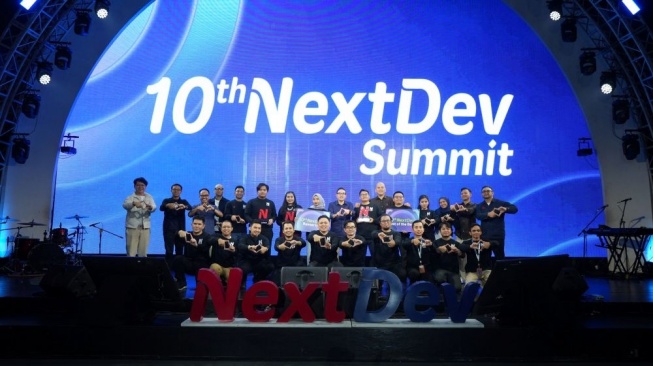 LuarKampus Sabet Gelar Startup Terbaik di NextDev 2025, Platform AI Bantu Raih Beasiswa Impian