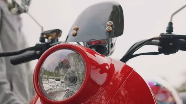 Tampang Bak Honda Scoopy, Harga di Bawah Rp15 Juta: Pesona Motor Listrik Neo Scootic Bikin Ngiler