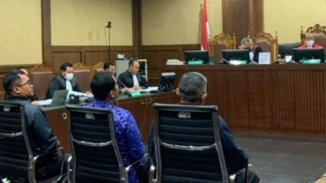 Penyidik KPK Ungkap Identitas Asli Sri Rejeki Hastomo di Persidangan, Hasto Kristiyanto?
