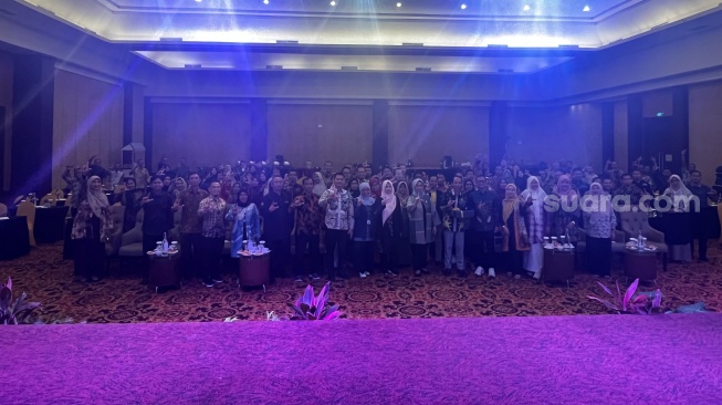 Suasana workshop pendidikan oleh Ketua Komisi X DPR RI, Hetifah Sjaifudian bertajuk “Wajib Belajar 13 Tahun: Strategi Meningkatkan Akses dan Kualitas Pendidikan” di Hotel Aston Samarinda pada Jumat, 9 Mei 2025. [Ist]