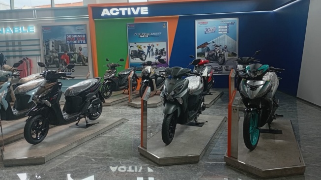 Yamaha Flag Ship Shop (FSS) Bali yang berlokasi di Jalan Diponegoro, Denpasar, punya wajah baru, Jumat (9 /5/2025). (Foto: Suara.com/ Yazir Farouk).