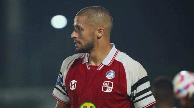 Profil Murilo Mendes, Pemain Asing Barito Putera yang Tekel Febri Hariyadi dari Belakang