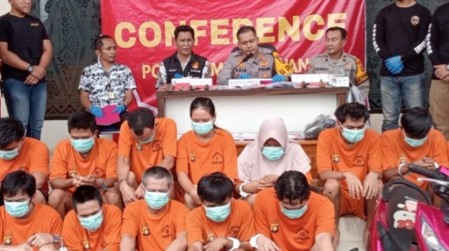 aksi pembegalan bank mekar yang direkayasa di Empat Lawang