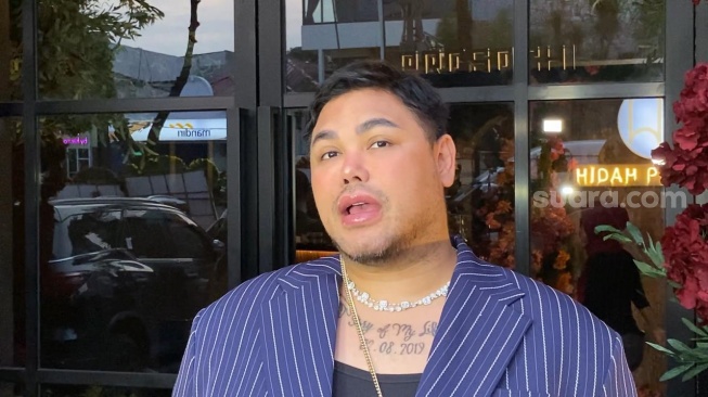 Ivan Gunawan Masih Tak Percaya Bakal Naik Haji Bareng Ruben Onsu