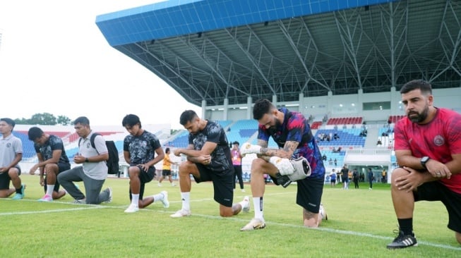 Arema FC kembali berkandang di Stadion Kanjuruhan, Kabupaten Malang. Momen itu tersaji saat Singo Edan menjamu Persik Kediri, Minggu (11/5/2025). [PT Liga Indonesia Baru]