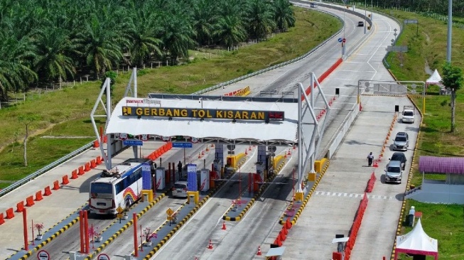 9.245 Kendaraan Lalui Tol Indrapura-Kisaran Jelang Libur Waisak