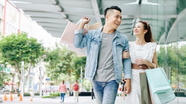Belanja di Singapura Tidak Perlu Tukar Uang, Pakai BRI Aja!