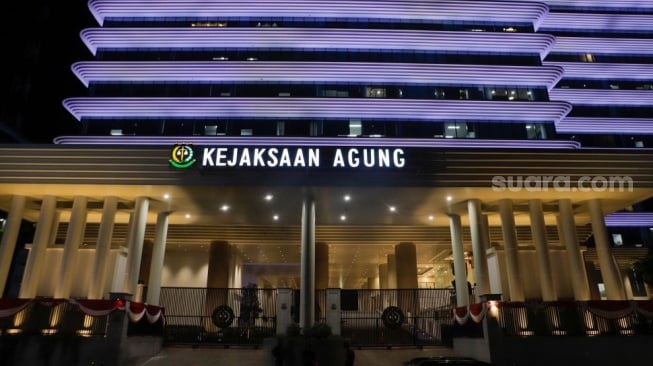 Ilustrasi gedung Kejagung. (Suara.com/Alfian)