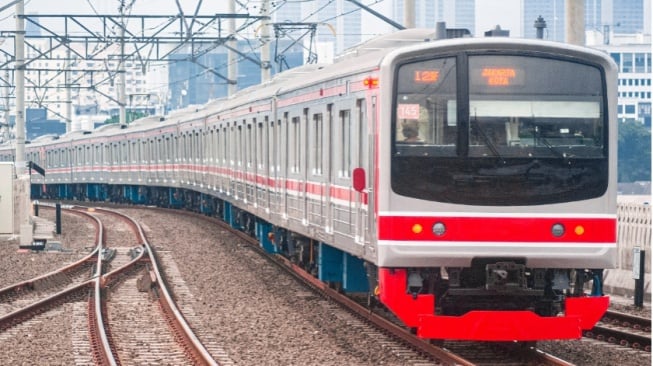 Link DANA Kaget Hari Ini Buat Tiket Commuter Line, Klaim Sebelum Habis!