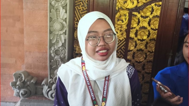 Kisah Haru Nadia, Jemaah Haji Termuda dari Bali ke Tanah Suci Badalkan Mendiang Ibu