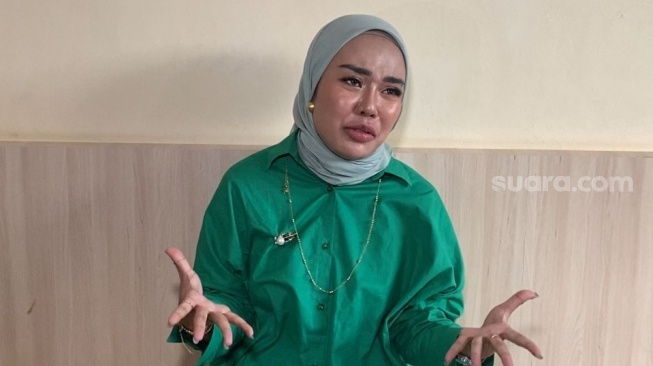 Pacar Baru Cuek dengan Masa Lalu Medina Zein yang Pernah Dipenjara