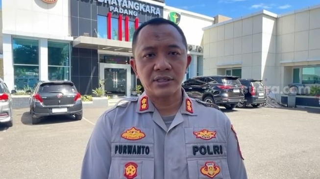 Kapolres Dharmasraya, AKBP Purwanto Hari Subekti. [Suara.com/ Saptra S]