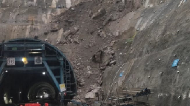Samarinda Kembali Diterjang Longsor, Lereng Inlet Tunnel Belum Stabil Sepenuhnya