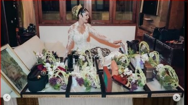 Malam Pertama Luna Maya Dan Maxime Langsung Bobok, Kini Malah Tak Honeymoon