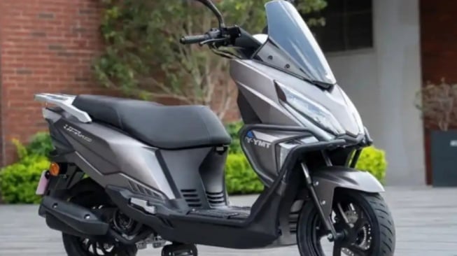 Feiying UFR150MAX 2025, rival dari Yamaha NMAX dengan harga jauh lebih murah (2banh.vn)