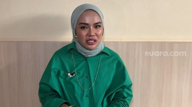 Dulu Dijemput Saat Keluar Bui, Medina Zein Merasa Berdosa Belum Jenguk Isa Zega di Penjara