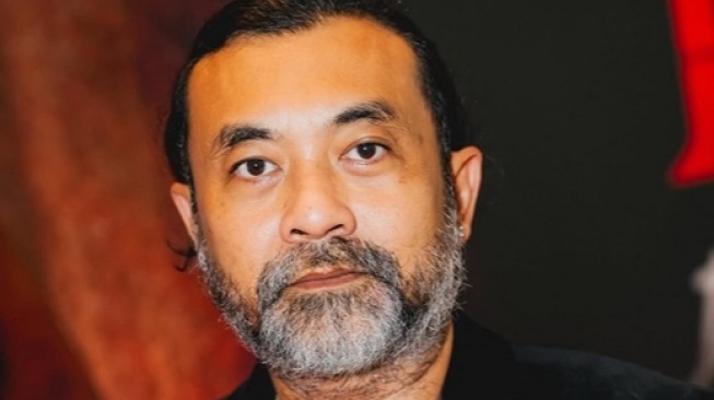 10 Film Kiki Narendra yang Raih Box Office, Termasuk Jumbo dan KKN di Desa Penari