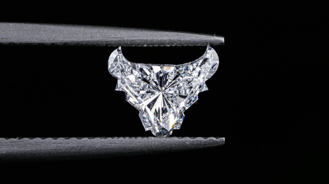 Ilustrasi lab diamond, berlian. (Pexels/The Glorious Studio)