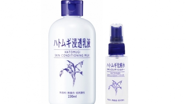 Rekomendasi Moisturizer Ukuran Gentong, Murah Meriah dan Hemat untuk Berbulan-bulan - Hatomugi Skin Conditioning Milk (Sociolla)