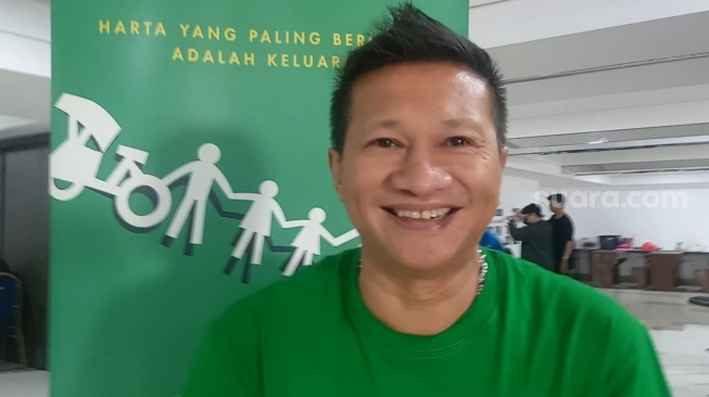 Mang Saswi ditemui di Kuningan, Jakarta Selatan pada Rabu, 13 Mei 2025. [Suara.com Rena Pangesti]