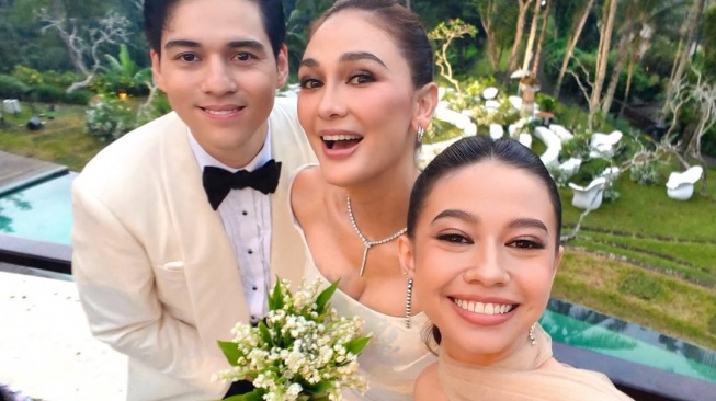 Yuki Kato jadi salah satu artis yang hadir dipernikahan Luna Maya dan Maxime Bouttier (Instagram)