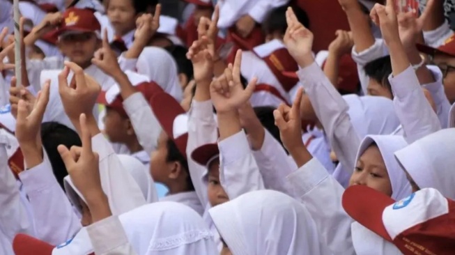 CEK FAKTA: Rekrutmen Guru Sekolah Rakyat 2025 Dibuka, Tautan Resmi Pemerintah atau Palsu?