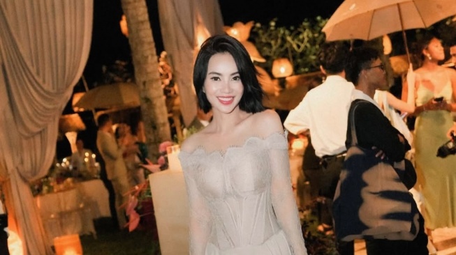 Gurita Bisnis Dearly Joshua, Pengusaha yang Diduga Pacar Baru Ari Lasso