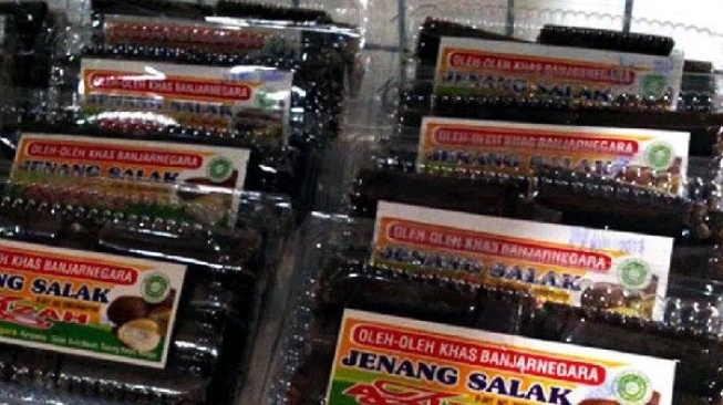 Jenang salak menjadi oleh-oleh khas dari Banjarnegara. (Twitter)