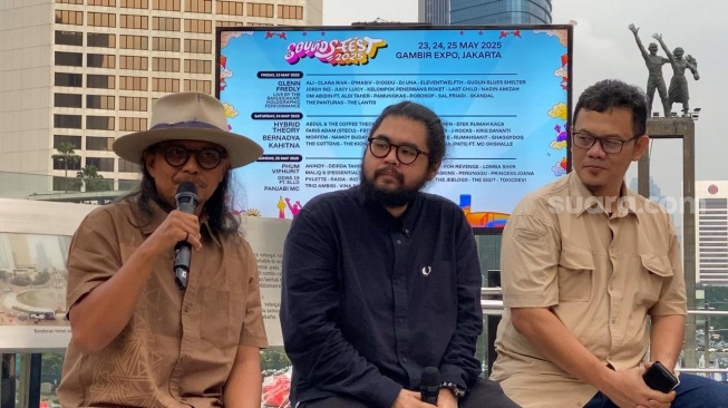 Sesi jumpa pers festival musik Soundsfest 2025 di Anjungan Halte Transjakarta Bundaran HI, Kamis, 15 Mei 2025. [Suara.com/Adiyoga Priyambodo]