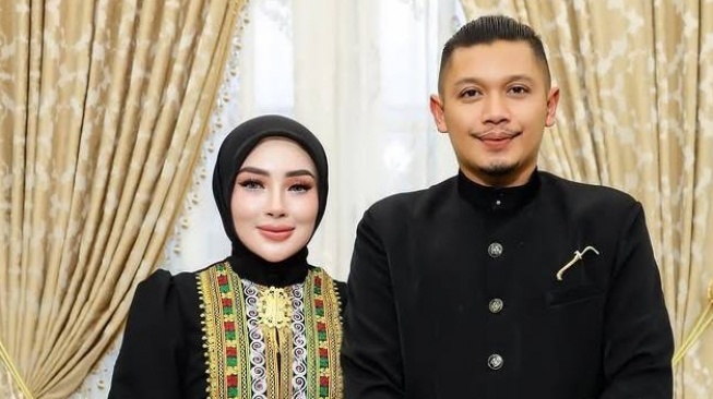 Siapa Suami Shella Saukia? Ternyata Pekerjaannya Tak Kalah Mentereng dari Istri