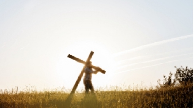 Kenaikan Yesus Kristus atau Kenaikan Isa Almasih, Mana yang Benar?