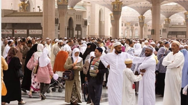 Terpisah dari Rombongan Haji Saat di Madinah? Ini Cara Cepat Agar Tetap Aman