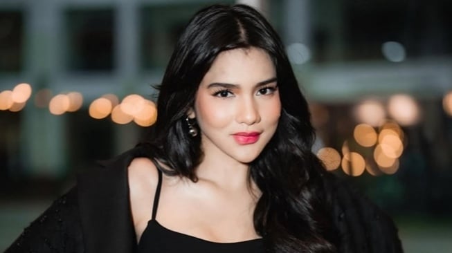 Banyak yang Selingkuh? Davina Karamoy Tegas Tak Mau Nikah dengan Aktor