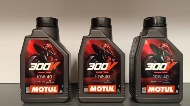 PT Motul Indonesia Energy (MIE) selaku authorized distributor Motul di Indonesia secara resmi meluncurkan pelumas mesin Motul 300V terbaru mengusung teknologi Ester Core yang dikembangkan dari dunia balap untuk diaplikasikan ke penggunaan pengendara sehari-hari. (Foto: Motul Indonesia)