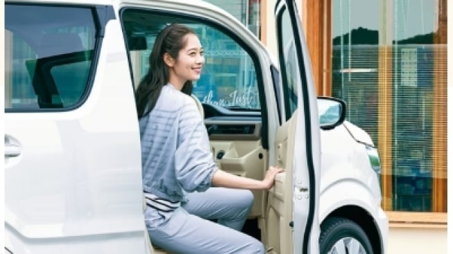 Senikmat Sedan Eropa, BBM Irit: Suzuki Wagon R 2025 Jadi Jagoan Baru di Perkotaan